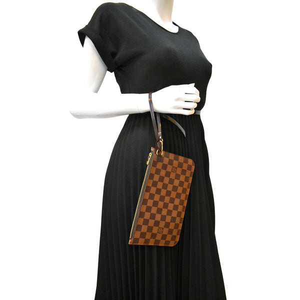 LOUIS VUITTON Neverfull Damier Ebene Pochette Wristlet Pouch Brown