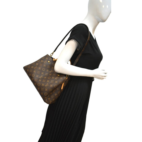 LOUIS VUITTON Montaigne MM Monogram Canvas Shoulder Bag Brown