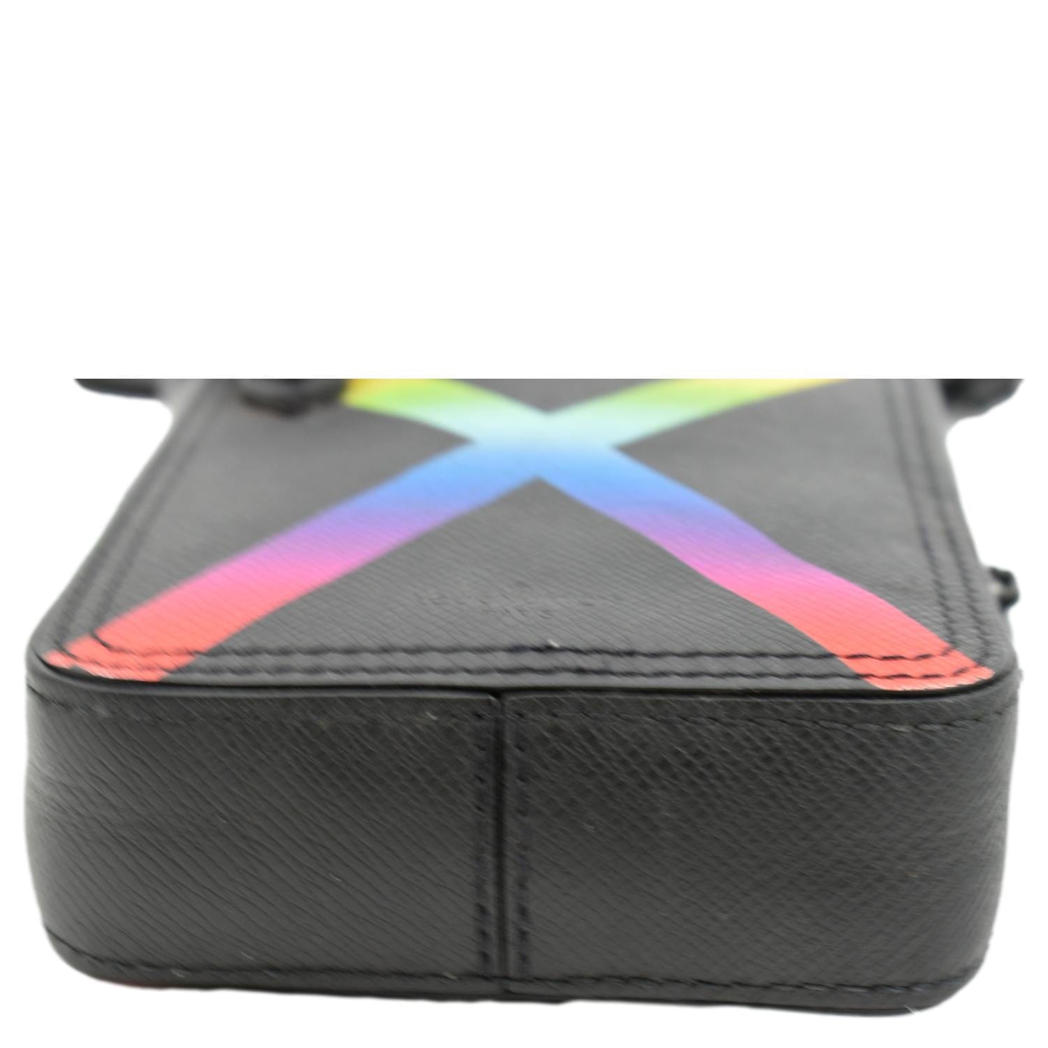 Bolso bandolera Louis Vuitton Danube Rainbow Messenger bag en cuero taiga  negro, RvceShops Revival