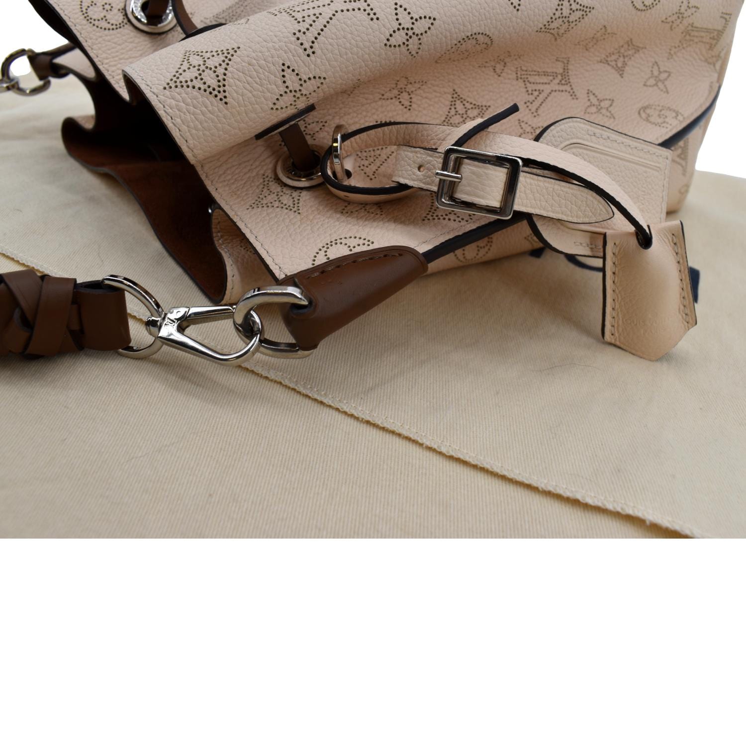 Louis Vuitton - Authenticated Muria Handbag - Leather Beige Plain for Women, Good Condition