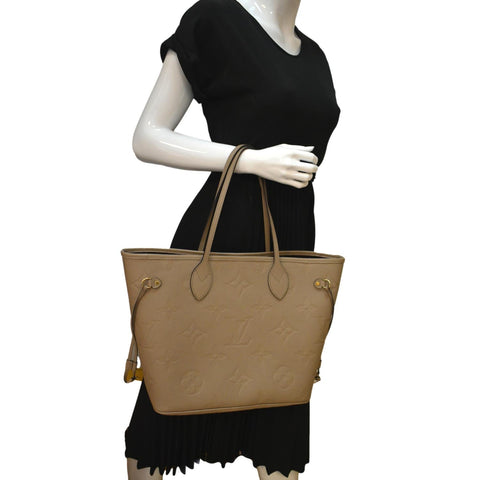 Louis Vuitton Neverfull MM Monogram Leather Tote Bag - Full View