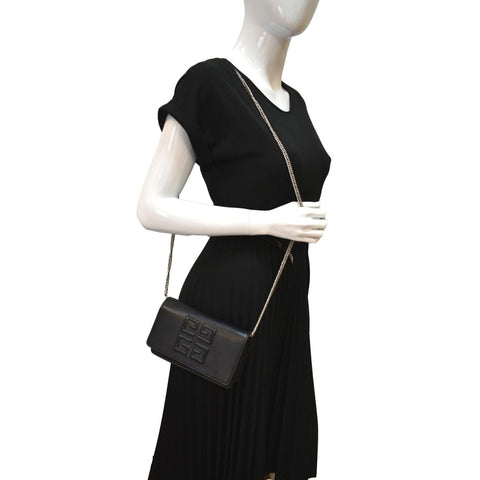 GIVENCHY Logo Embossed Leather Chain Wallet Shoulder Bag Black