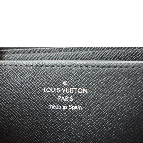 LOUIS VUITTON Zippy Organizer Epi Leather Wallet Black