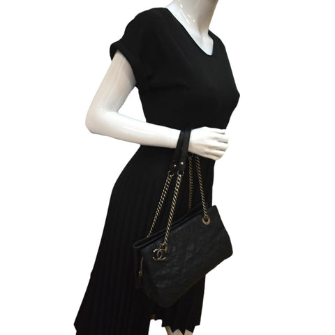 CHANEL CC Zip Diamond Embossed Leather Shopping Tote Shoulder Bag Black