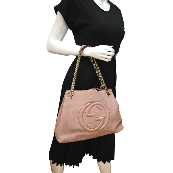 GUCCI Soho Medium Pebbled Leather Chain Shoulder Bag Light Pink 308982