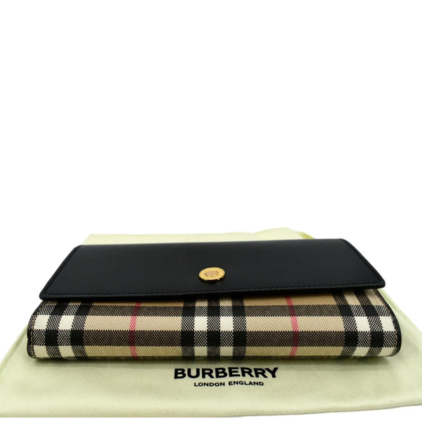Burberry Continental Vintage Leather Check Wallet Black - Bottom