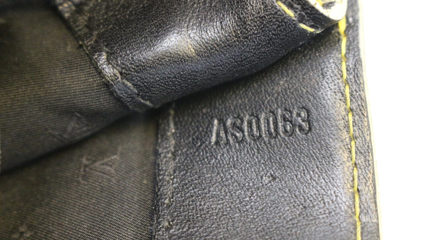LOUIS VUITTON Black Suhali Le Fabuleux Goat Leather Bag
