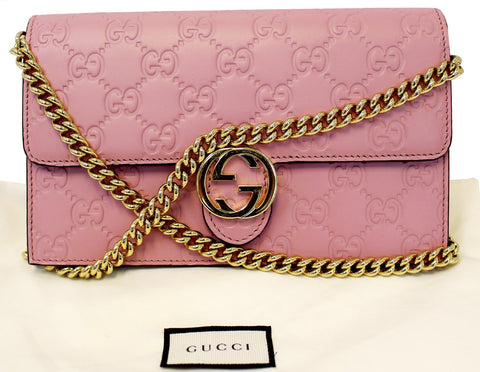 GUCCI Icon Gucci Signature Chain wallet Light Pink