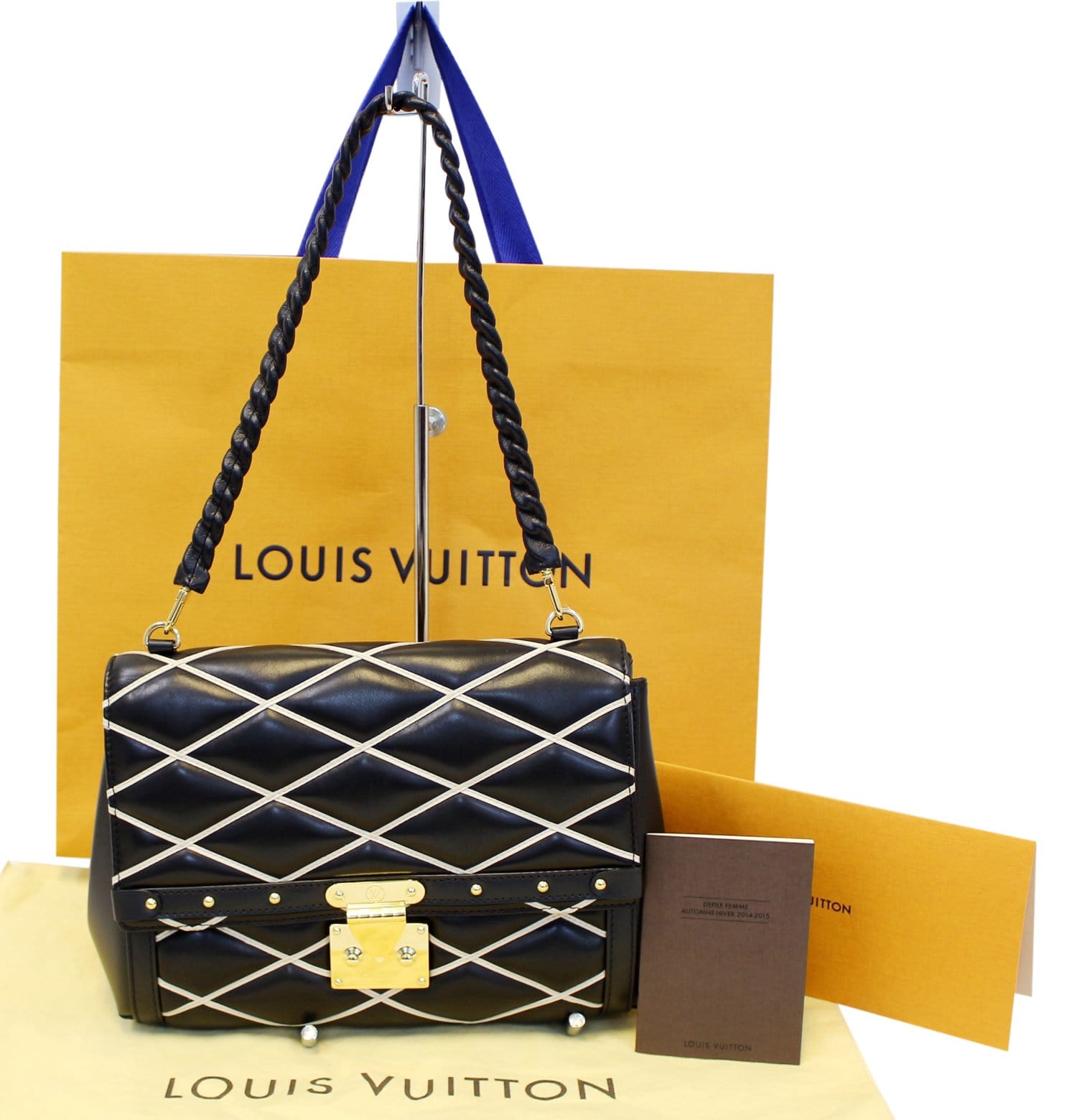 LOUIS VUITTON Lambskin Leather Malletage Pochette Flap Bag E4270
