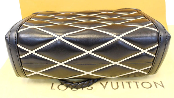 LOUIS VUITTON Lambskin Leather Malletage Pochette Flap Bag