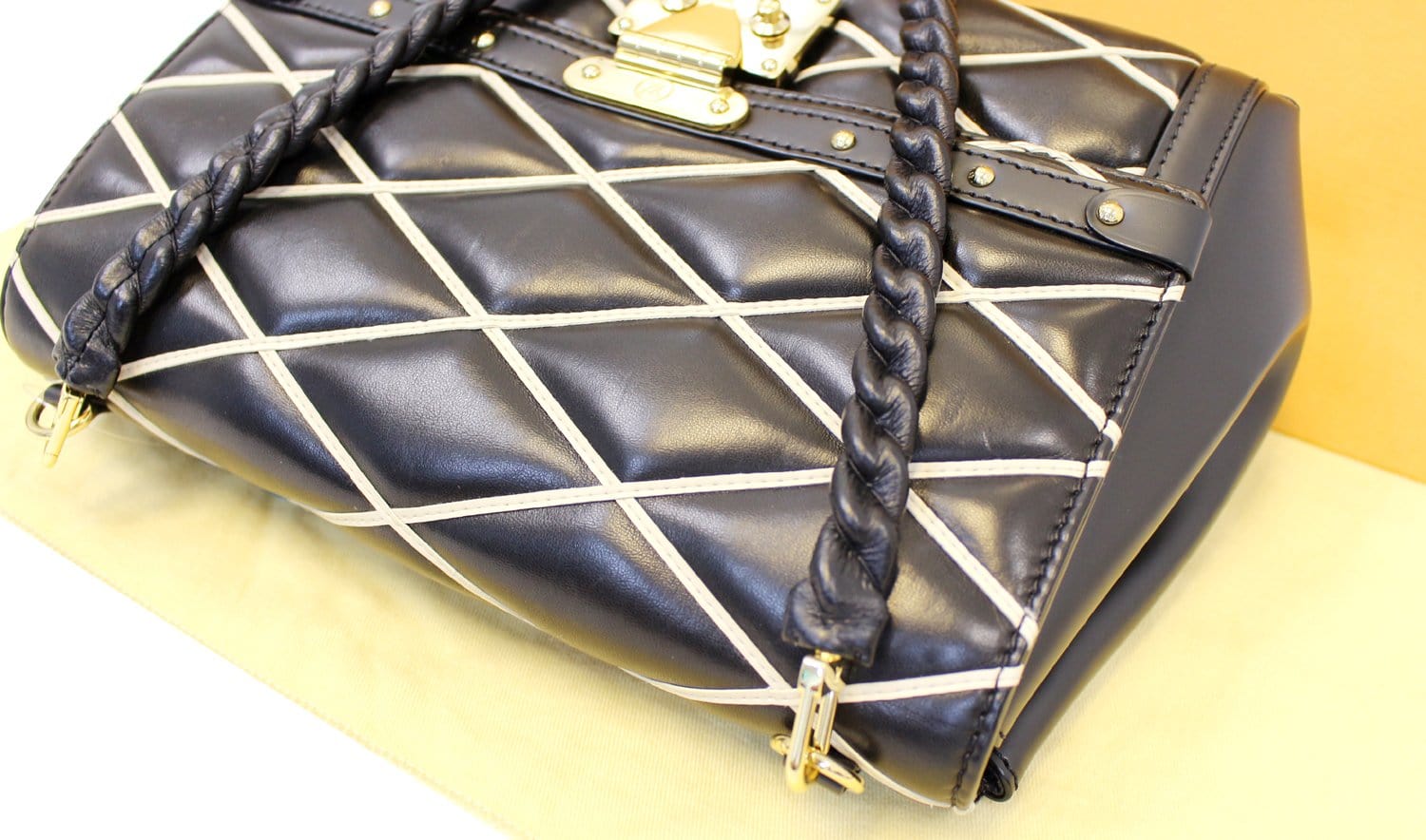 Brown Louis Vuitton Malletage Pochette Flap Bag, Cra-wallonieShops Revival