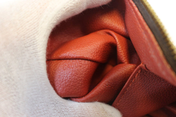 LOUIS VUITTON Damier Ebene Cosmetic Pouch Bag