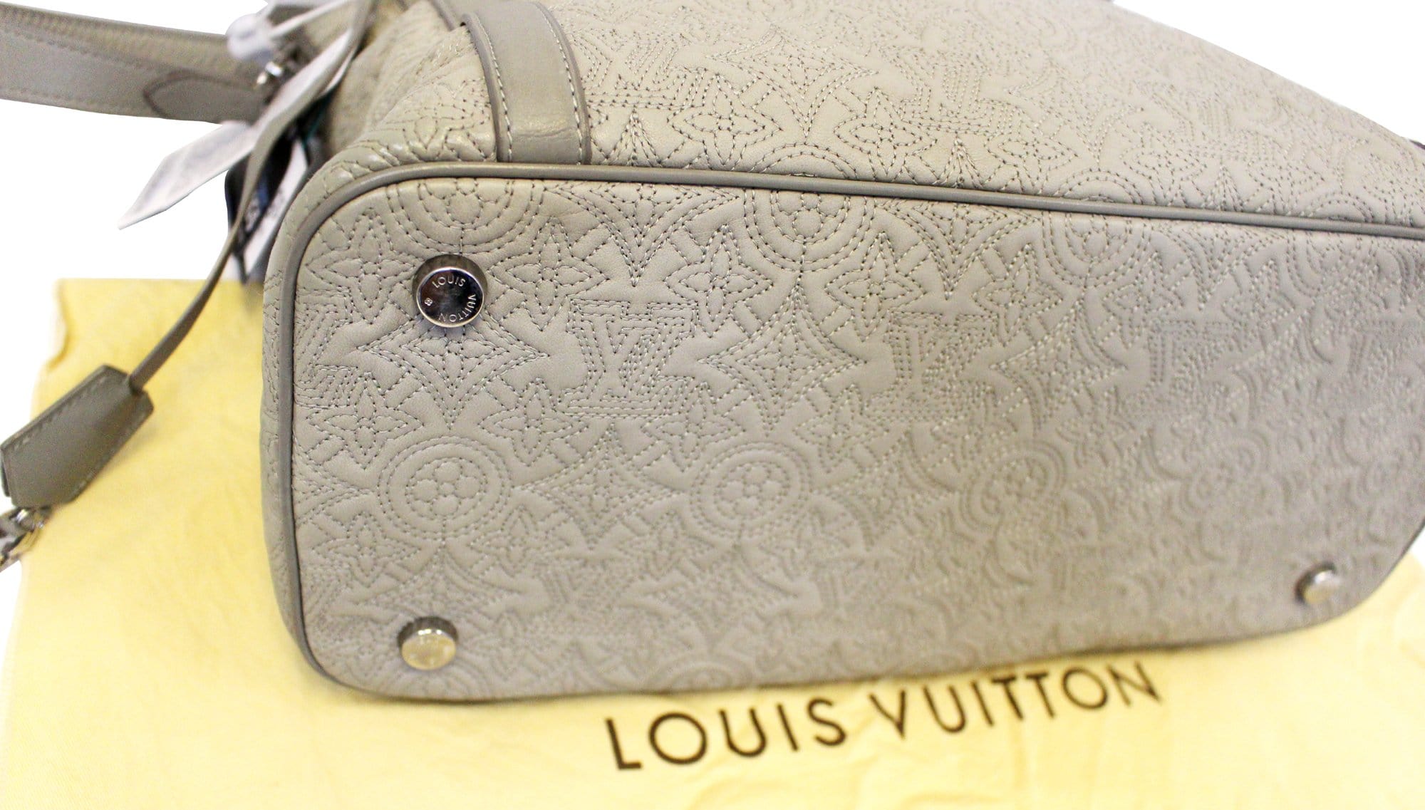Louis Vuitton Antheia Grey Leather ref.921038 - Joli Closet