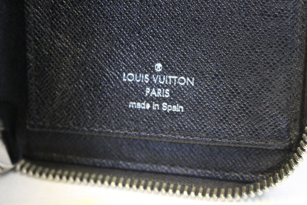 LOUIS VUITTON Damier Graphite Vertical Zippy Wallet
