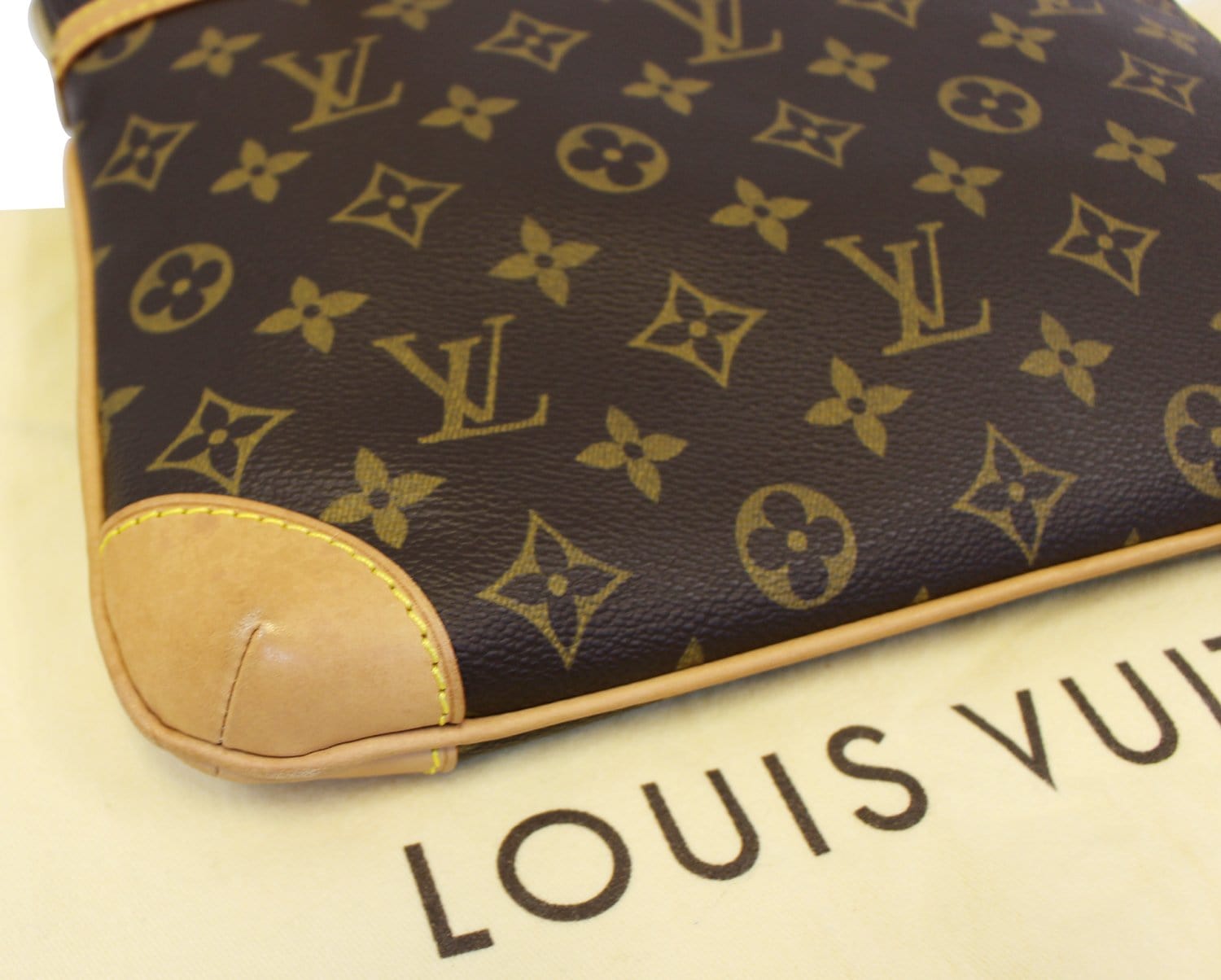 Louis Vuitton Mini Coussin Monogram Canvas Hand Bag at 1stDibs  coussin  canvas, lv coussin monogram canvas, mini coussin louis vuitton