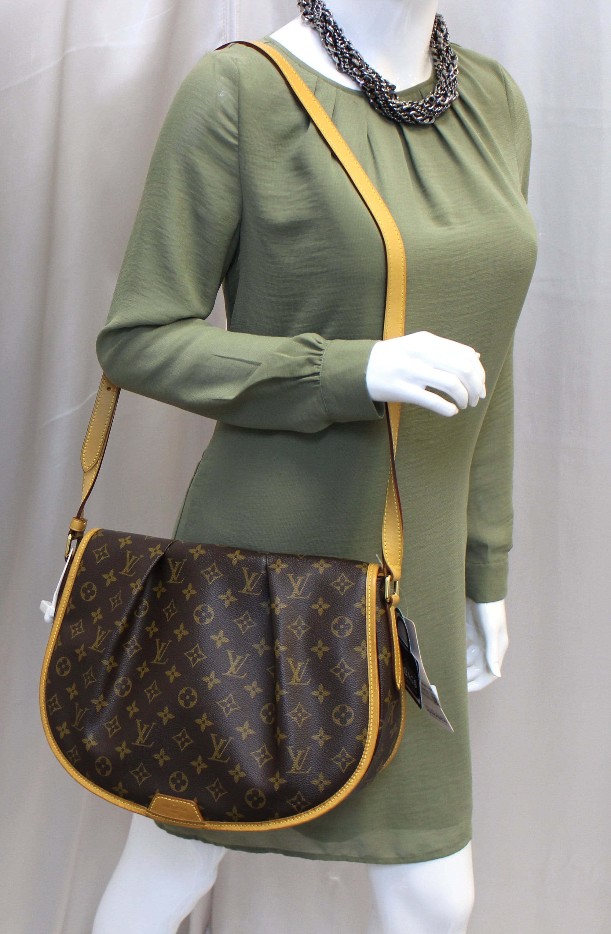 Louis-Vuitton Monogram Menilmontant MM Shoulder Bag
