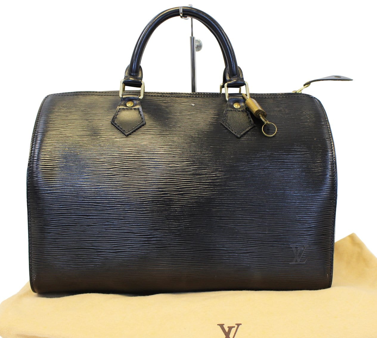 LOUIS VUITTON Speedy 30 Pre Owned Epi Leather Black Satchel Bag