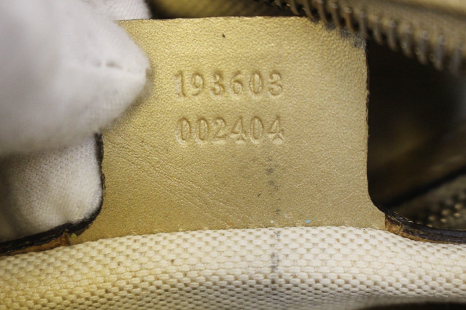 GUCCI GG Crystal Boston Bag Gold 193604 Auth 40076
