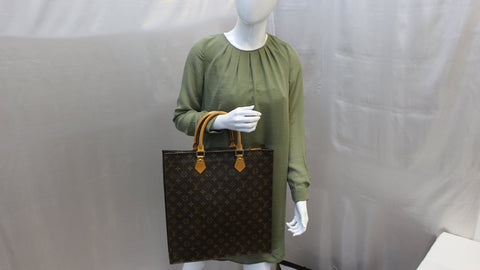 LOUIS VUITTON Monogram Canvas Sac Plat Tote Bag