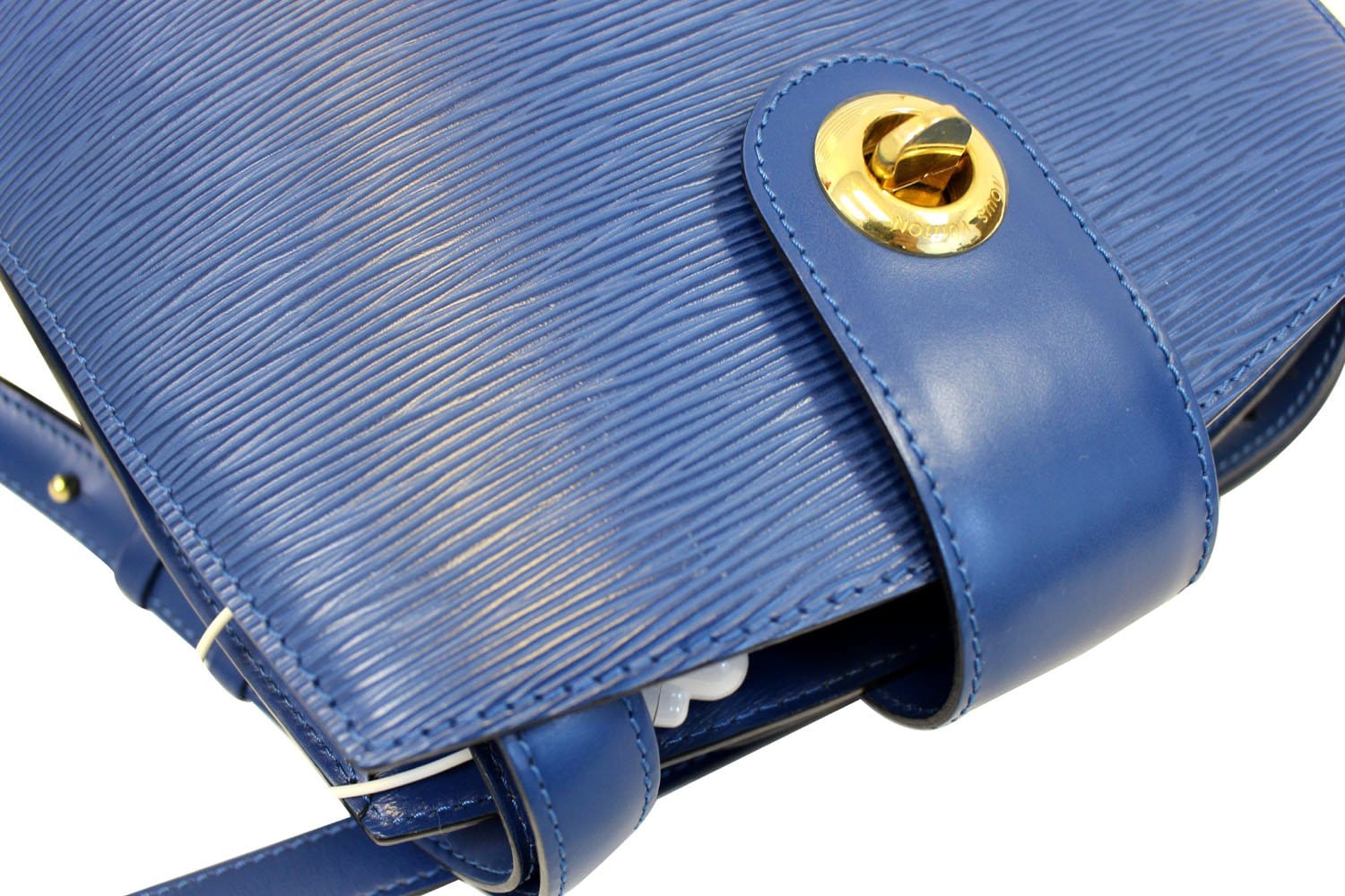Louis Vuitton Blue Epi Leather Bag ref.545585 - Joli Closet