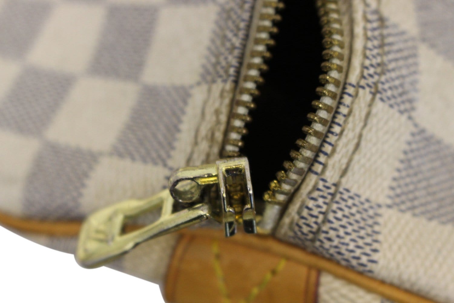 Louis Vuitton Discontinued Damier Azur Keepall 50 Duffle Bag 451lvs62
