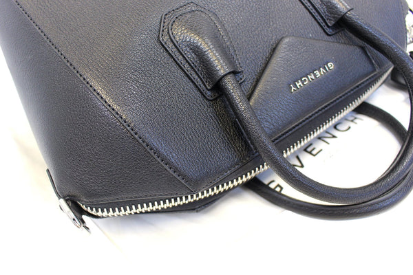 GIVENCHY Large Black Leather Antigona Shoulder Bag