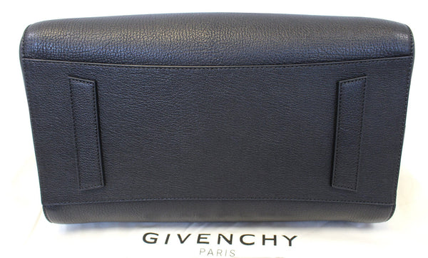 GIVENCHY Large Black Leather Antigona Shoulder Bag