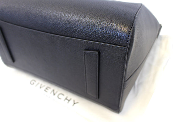 GIVENCHY Large Black Leather Antigona Shoulder Bag