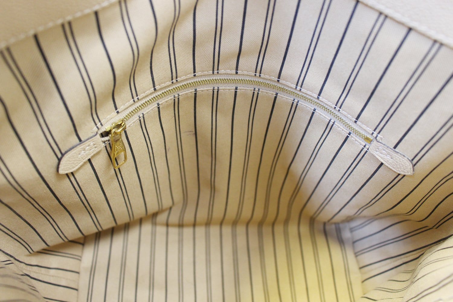 Louis Vuitton - Bagatelle Bag - Tourterelle / Crème - Monogram Leather - Women - Luxury