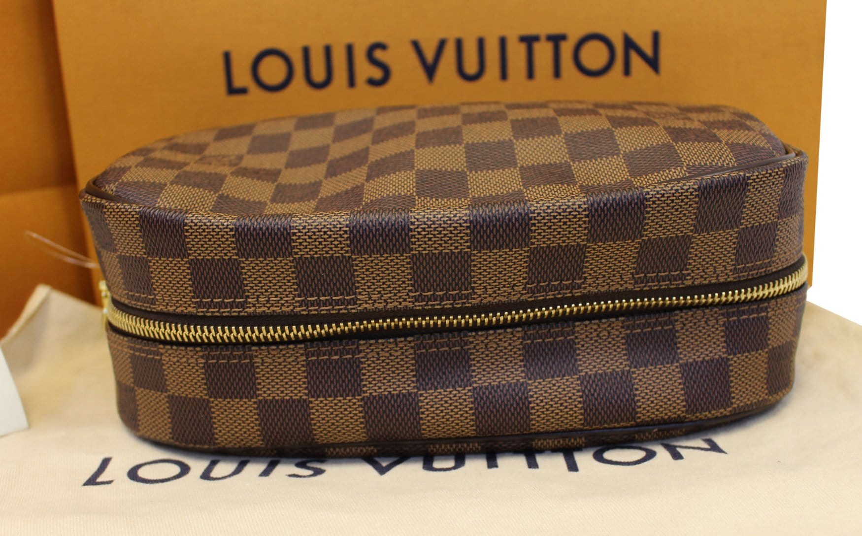 Authentic Louis Vuitton Damier Ebene Cosmetic Pouch – Paris