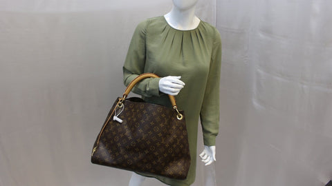 LOUIS VUITTON Monogram Canvas Artsy MM Shoulder Bag