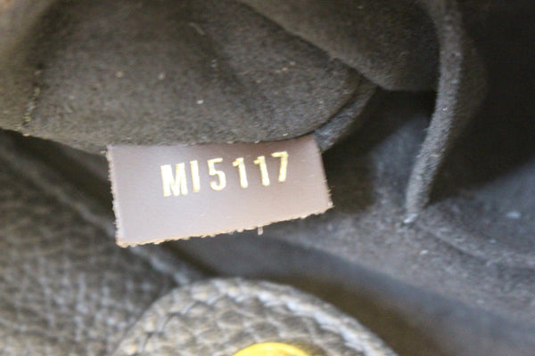 LOUIS VUITTON Damier Ebene Brittany Shoulder Bag