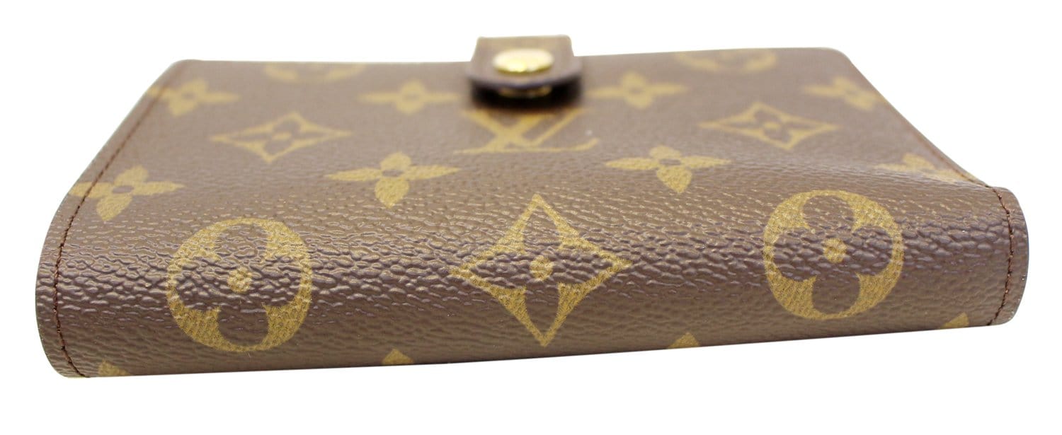 024 Pre-Owned Authentic Louis Vuitton Monogram Cloth Purse Wallet