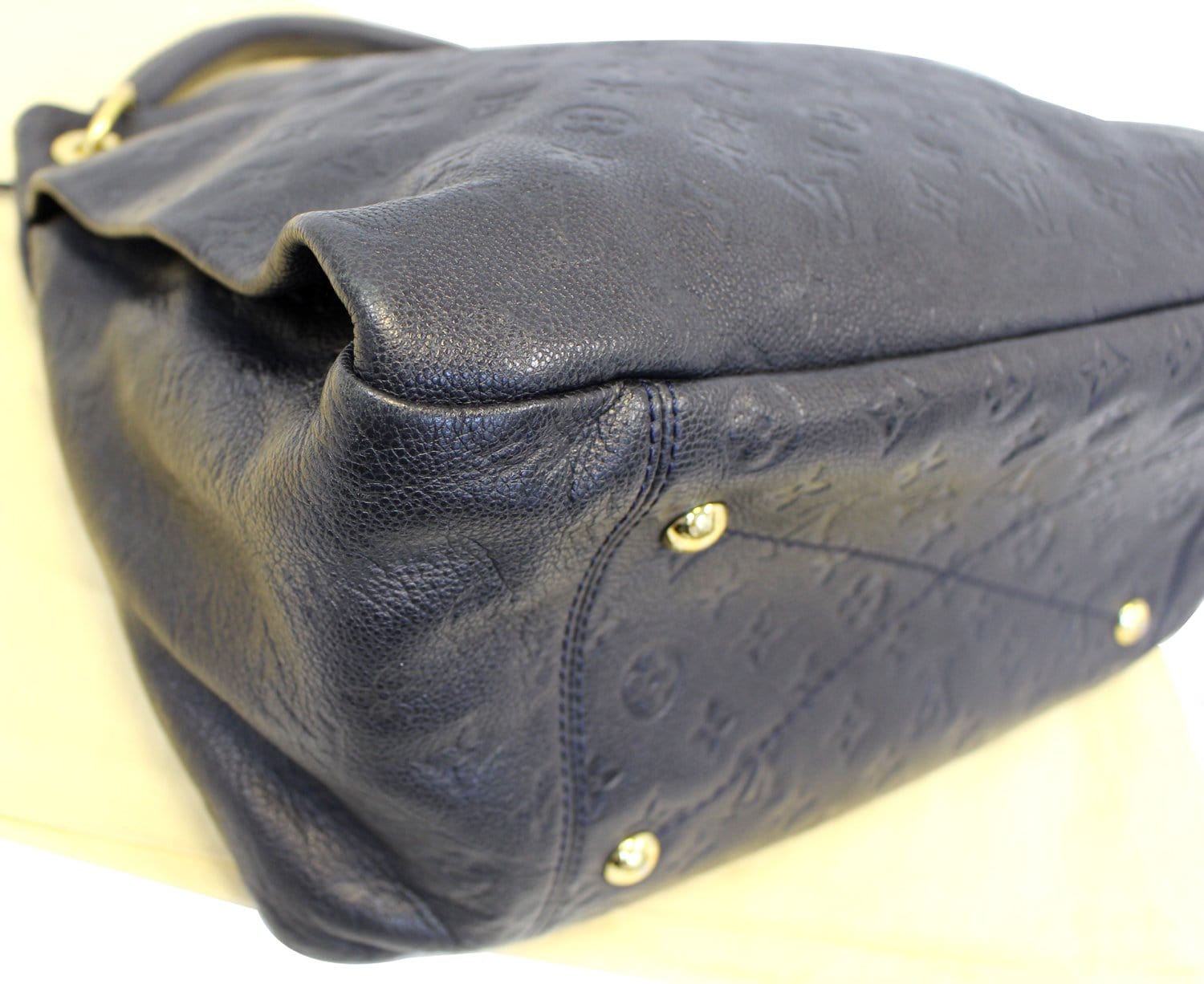 Louis Vuitton Artsy Navy Blue Empreinte Leather Shoulder Bag