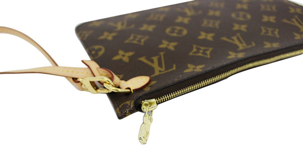 LOUIS VUITTON Monogram Neverfull MM Pochette Wristlet Clutch
