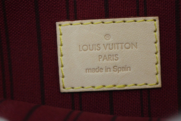 LOUIS VUITTON Monogram Neverfull MM Pochette Wristlet Clutch