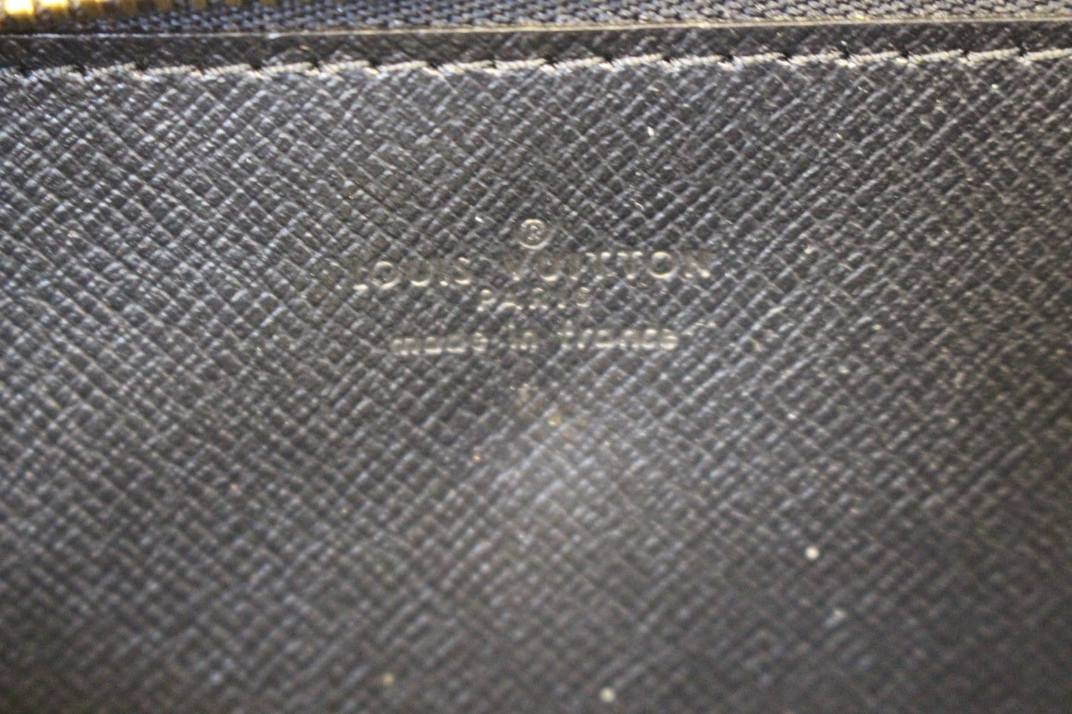 Louis Vuitton // Black 2008 Epi Pochette Montaigne Bag – VSP