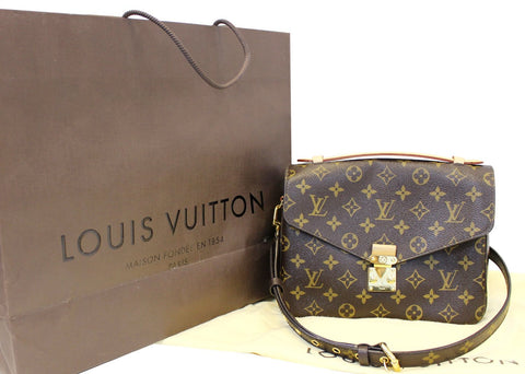 LOUIS VUITTON Monogram Canvas Metis Pochette Crossbody Bag