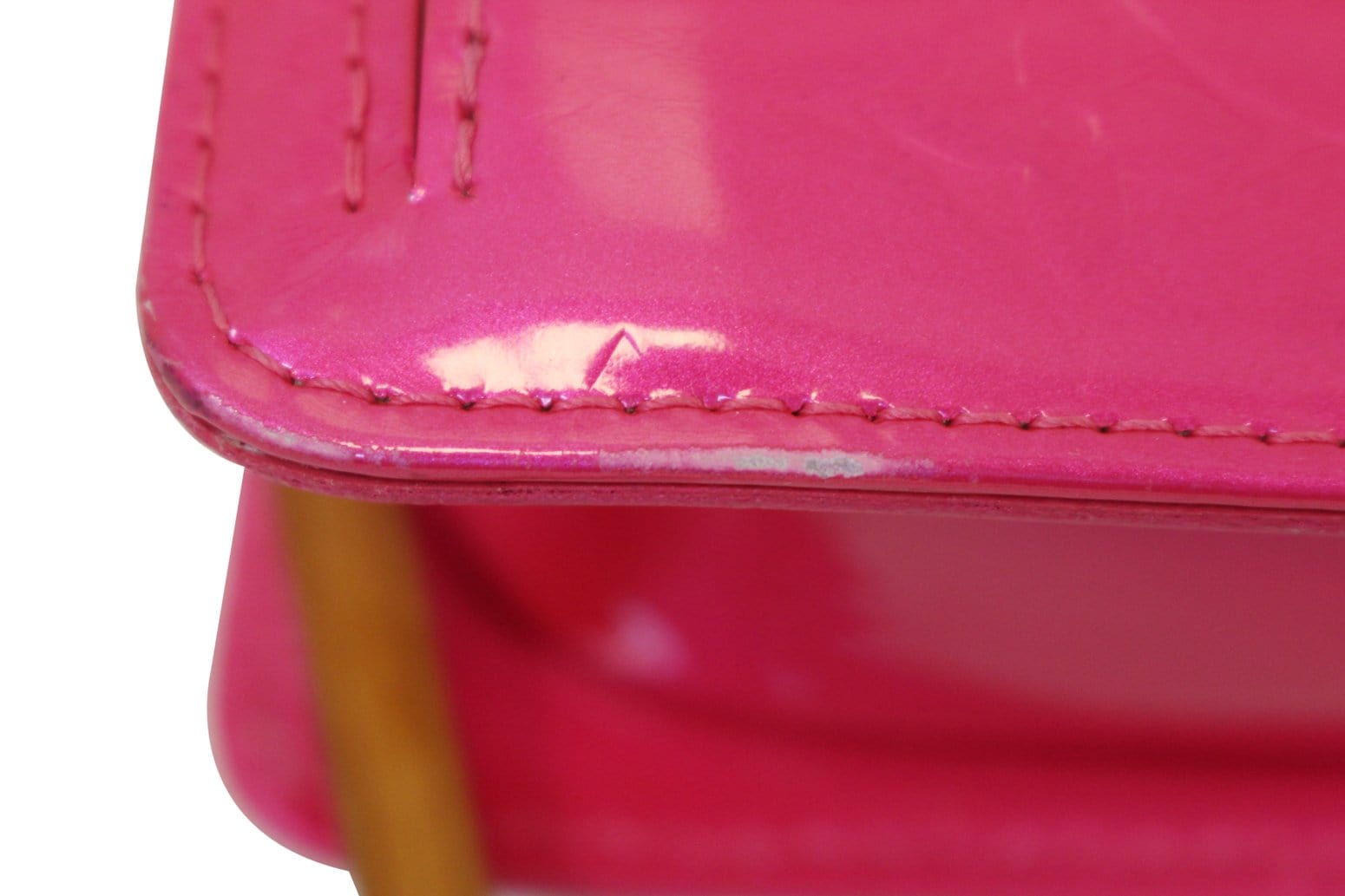 LOUIS VUITTON Vernis Mott Accessory Pouch Marshmallow Pink M91312 LV Auth  43040 Patent leather ref.943837 - Joli Closet