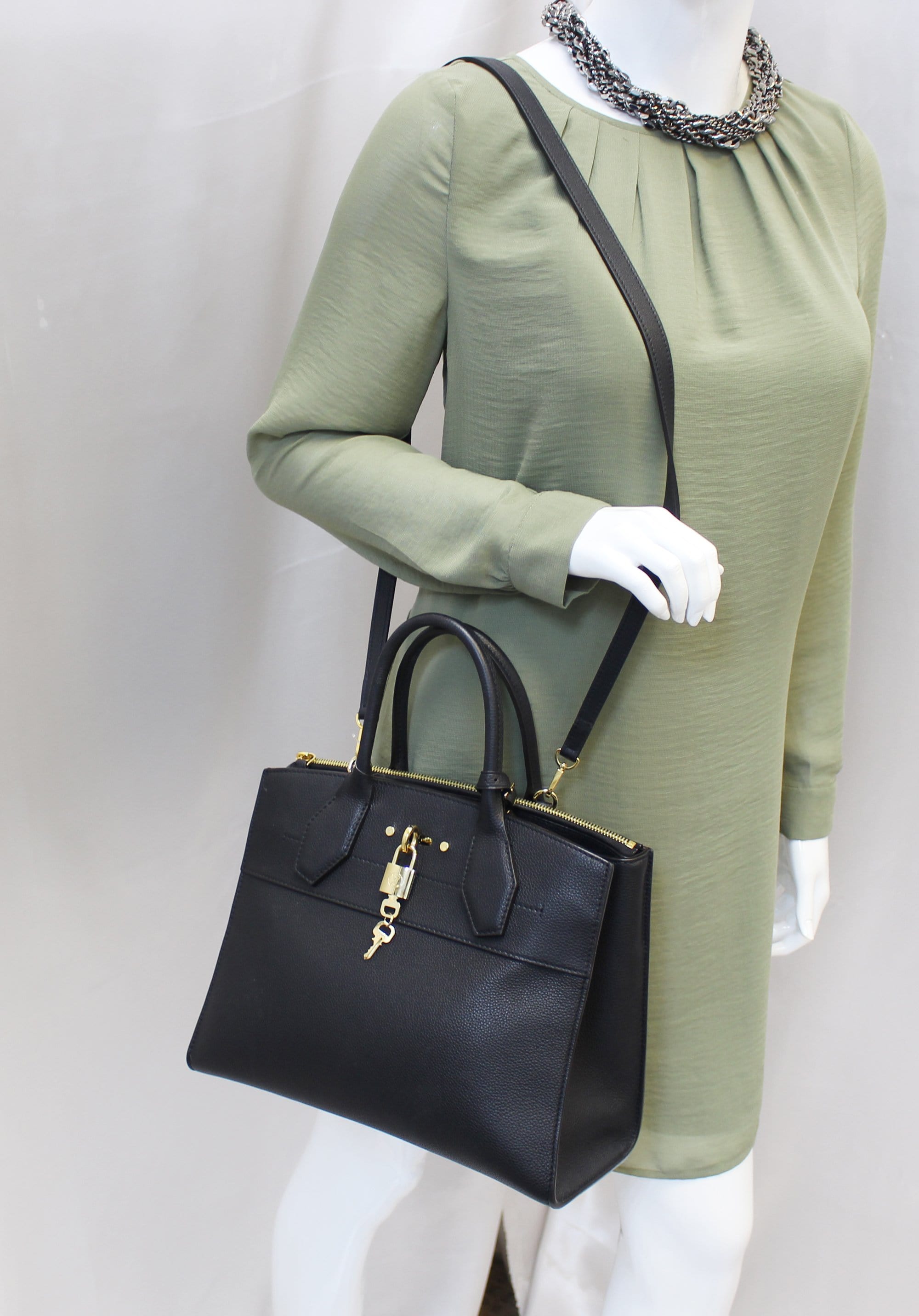 Louis Vuitton Noir City Steamer PM Bag – The Closet
