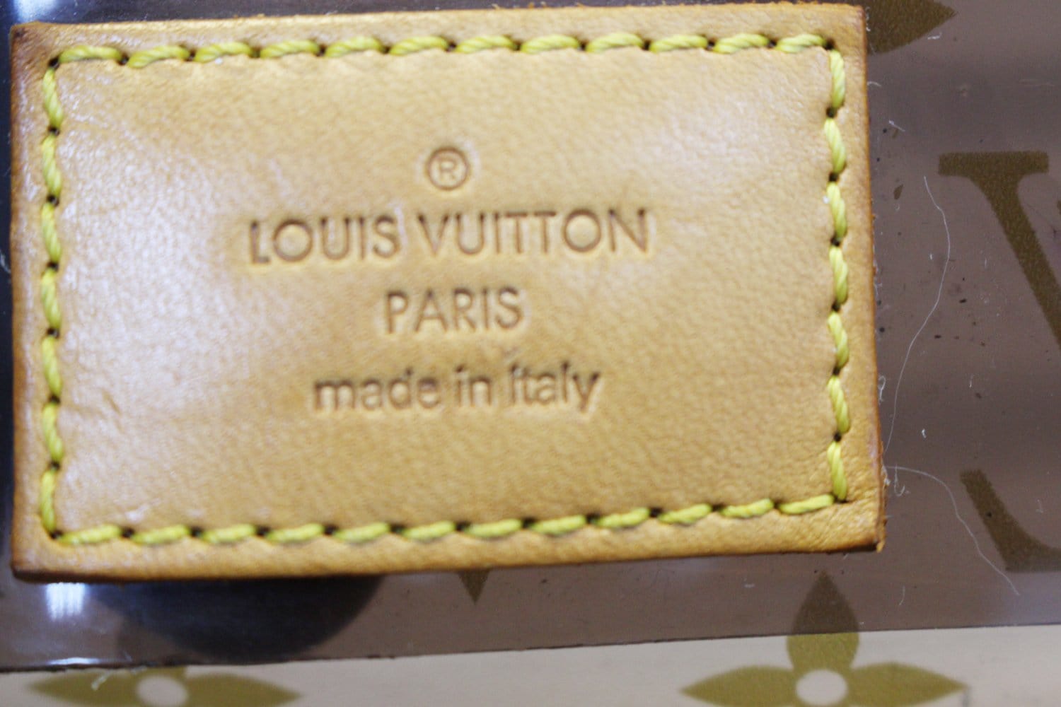 Louis Vuitton Monogram Ambre Vinyl Cabas MM QJB007030A017
