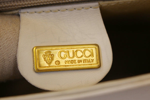 Gucci Crossbody Bag Supreme White Flap Vintage - price tag