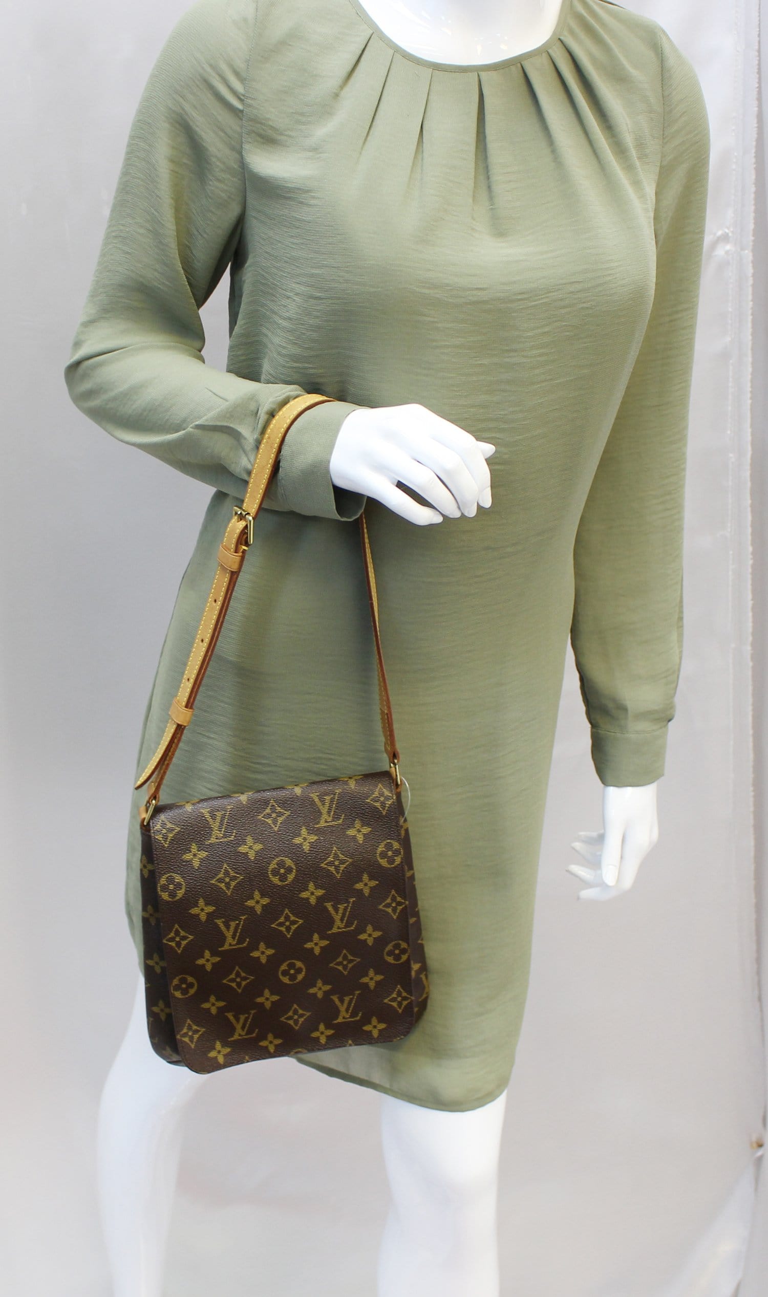 Louis Vuitton Monogram Shoulder Bag With Adjustable Strap in Black