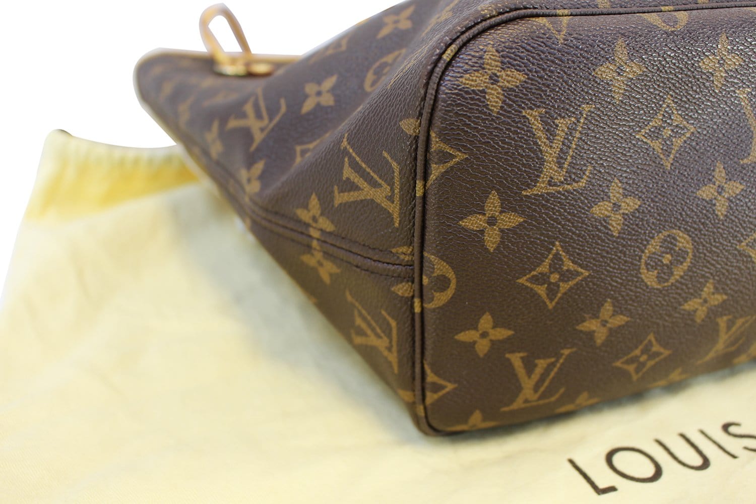 Louis Vuitton Monogram Leather Small Shoulder Bag Logo (M82534)
