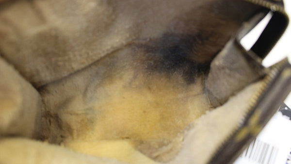 LOUIS VUITTON Monogram Canvas Toiletry Pouch 19 Cosmetics Pouch