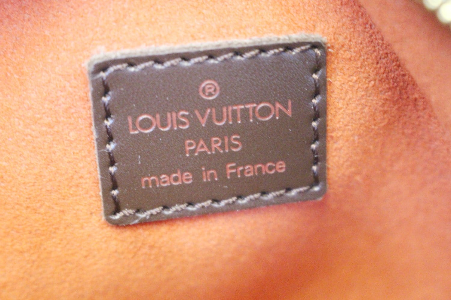 Louis Vuitton Damier Ebene Ipanema Pochette (SHG-1tvpKZ) – LuxeDH