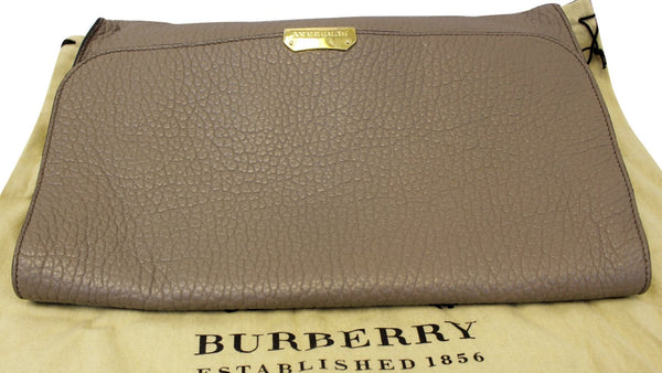 Burberry Clutch Heritage Sonnet Grain Leather