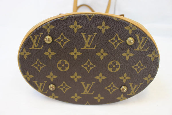 LOUIS VUITTON Monogram Canvas Bucket PM Shoulder Bag