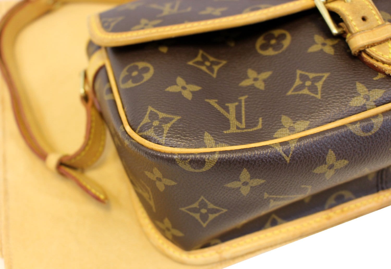 Louis Vuitton, Bags, Auth Louis Vuitton Shoulder Bag Monogram Sologne  M4225