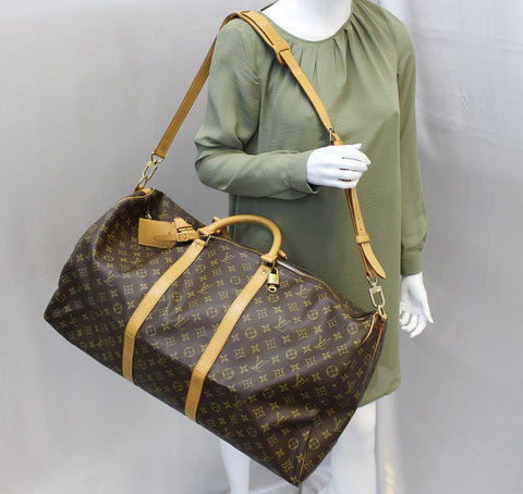 LOUIS VUITTON Monogram Canvas Keepall 60 Bandouliere Bag